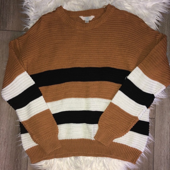 Time and Tru Sweaters - Stripped Sweater